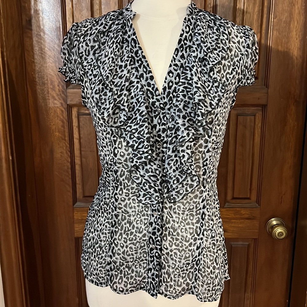 Sam & Max Short Sleeve Animal Print Blouse Medium